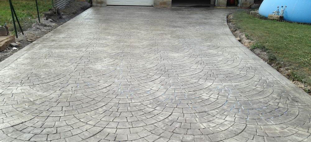 dalle béton pour un parking