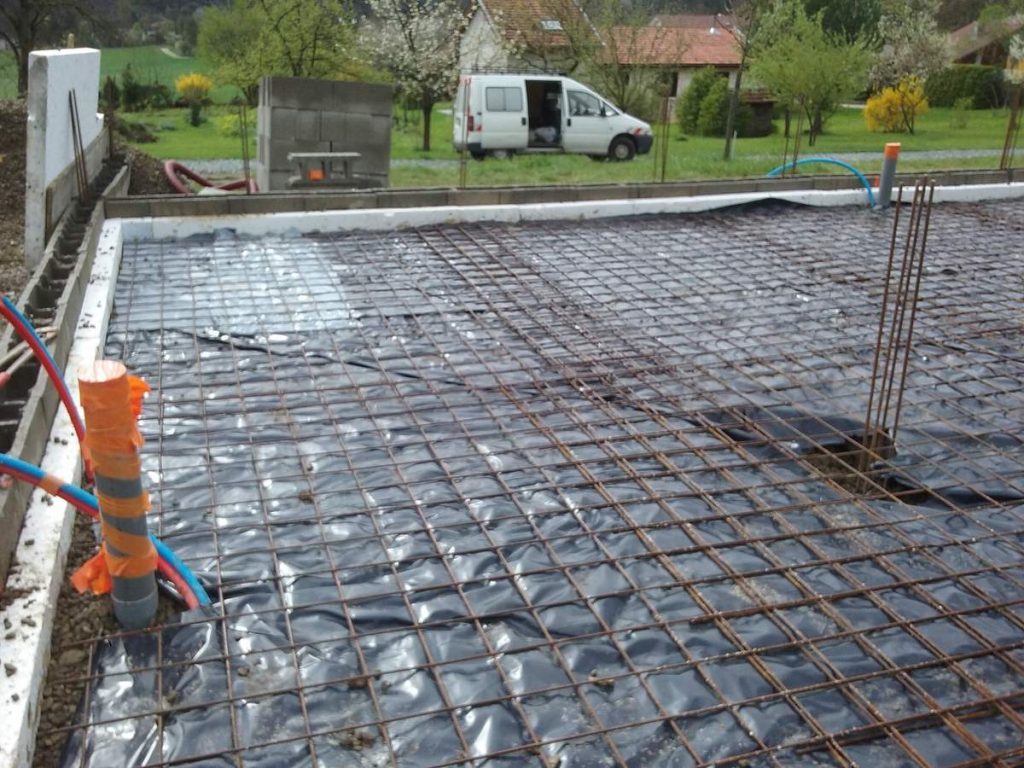 film polyane pour dalle beton de la maison